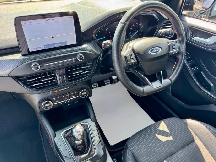 2020 Ford Focus — image 13