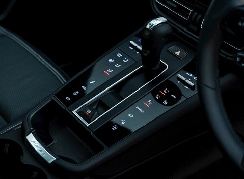 Porsche Macan GTS 20