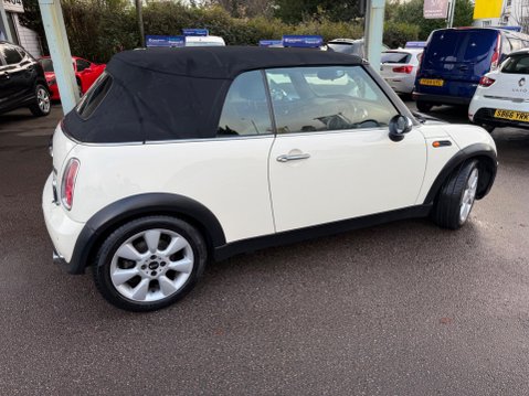Mini Convertible 1.6 Cooper Euro 3 2dr 28