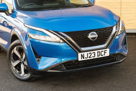 Nissan Qashqai DIG-T N-CONNECTA MHEV 10