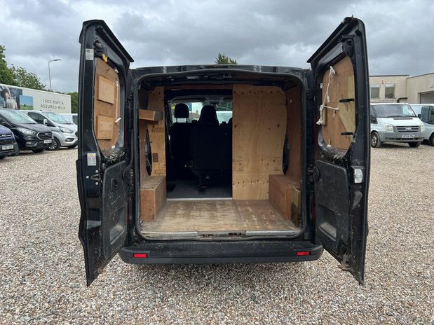Renault Trafic Crew Cab SWB L1H1 Sport SL27 Air Con Alloys Nav Se 9