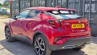 Toyota C-HR 2.0 VVT-h GPF Design SUV 5dr Petrol Hybrid CVT Euro 6 (s/s) (184 ps) 30