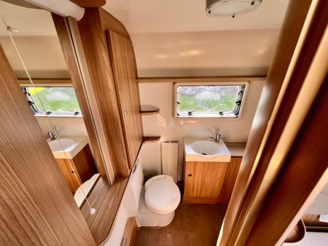 Bailey Unicorn Barcelona  24