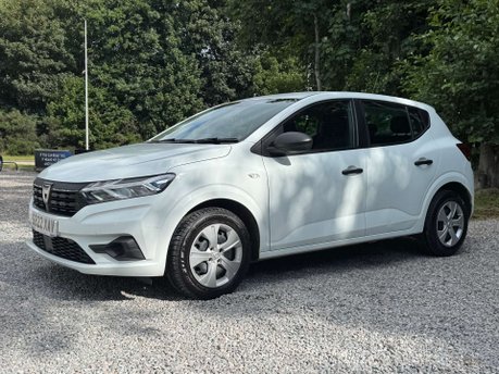 Dacia Sandero 1.0 Sandero Essential SCe 5dr 12