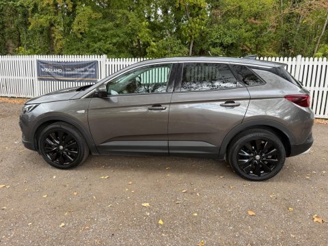 Vauxhall Grandland X ELITE NAV 13