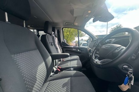 Ford Tourneo Custom 2.0 320 EcoBlue Zetec Minibus Double Cab 5dr Diesel Manual L2 Euro 6 (s/s)  10