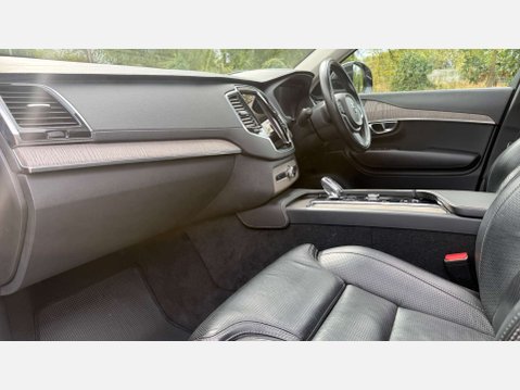 Volvo XC90 2.0 XC90 Inscription Pro B5 MHEV AWD Auto 4WD 5dr 10