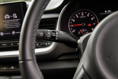 Kia Stonic 2 16