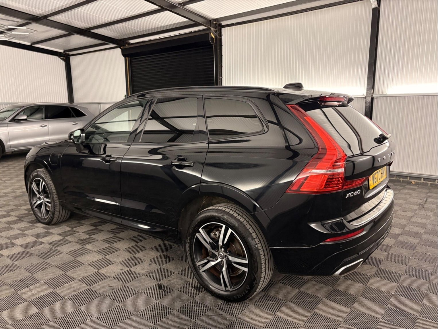 VOLVO XC60 2.0H T6 RECHARGE 11.6KWH R DESIGN AUTO AWD EURO 6 S S...