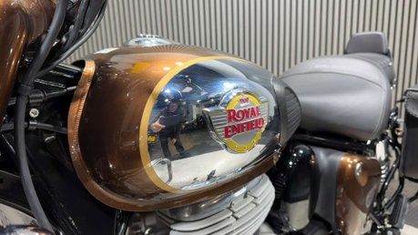 Royal Enfield Classic 2023 LESS THAN 2K OUTSTANDING CONDITION PANNIERS SCREEN ETC 350CC 16