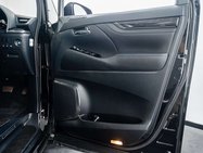 Toyota Alphard 2.5 MPV 2.5 SUV Automatic Petrol Hybrid 31