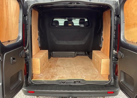 Nissan Primastar DCI TEKNA L1H1 CRC 19