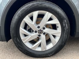 Volkswagen Tiguan 1.5 Tiguan Allspace Life TSi Semi-Auto 5dr 12