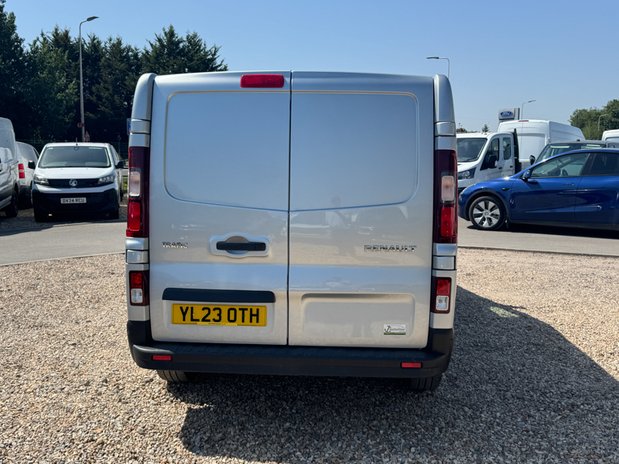 Renault Trafic SWB L1H1 Low Roof Sport 280 EURO 6 7