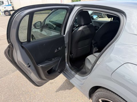 Peugeot 208 1.2 208 Allure PureTech S/S 5dr 19