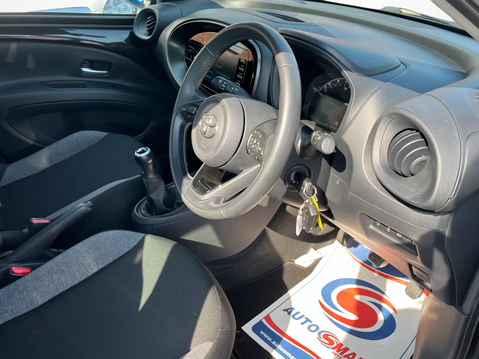Toyota Aygo X 1.0 VVT-i Pure 5dr 12