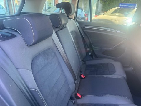 Volkswagen Golf 2.0 TDI BlueMotion Tech GT DSG Euro 6 (s/s) 5dr 24