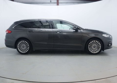 Ford Mondeo 2.0 Mondeo Titanium Edition HEV Auto 5dr 13