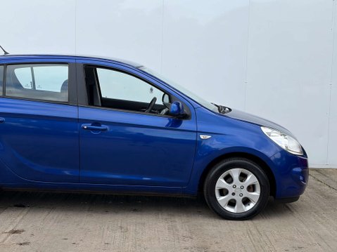 Hyundai i20 1.4 i20 Comfort Auto 5dr 13