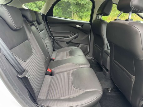 Ford Focus 1.5 Focus Titanium X 5dr 40