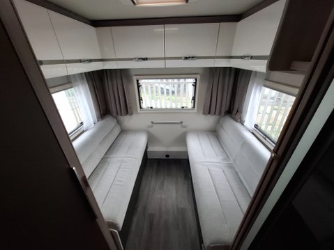 Swift Voyager 475 14