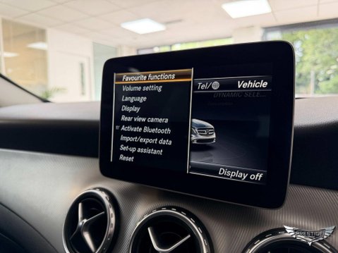 Mercedes-Benz GLA 2.1 GLA220d Sport (Premium) 7G-DCT 4MATIC Euro 6 (s/s) 5dr 81