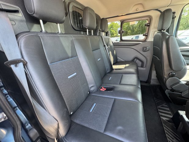Ford Transit Custom Crew Cab AUTO SWB L1H1 320 Active Air Con Alloys Nav Sensors EURO 6 NO VAT 16