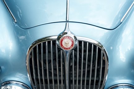 Jaguar Mark II Fixed Head Coupé 8