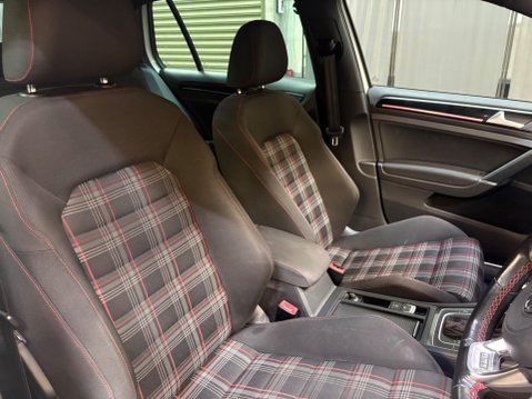 Volkswagen Golf 2.0 TSI BlueMotion Tech GTI DSG Euro 6 (s/s) 5dr 9