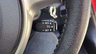 Toyota Yaris 1.33 Dual VVT-i Icon Plus Hatchback 5dr Petrol Multidrive S Euro 5 (99 ps) 25