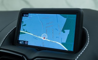 Aston Martin V8 Vantage 19