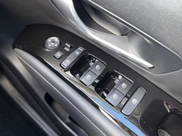 Hyundai TUCSON 1.6 Tucson Ultimate TGDi HEV Auto 5dr 73