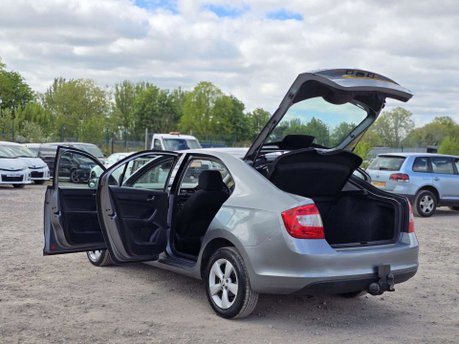 Skoda Rapid 1.2 TSI SE Hatchback 5dr Petrol Manual Euro 5 (86 ps) 9
