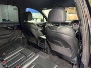 Audi Q7 3.0 TFSIe V6 55 Black Edition SUV 5dr Petrol Plug-in Hybrid Tiptronic quatt 39