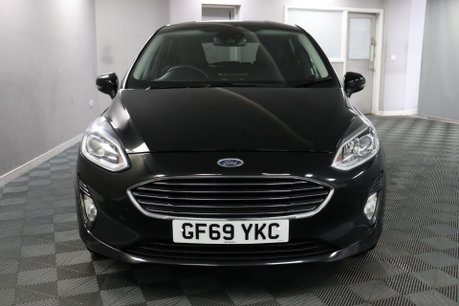 Ford Fiesta TITANIUM X 2