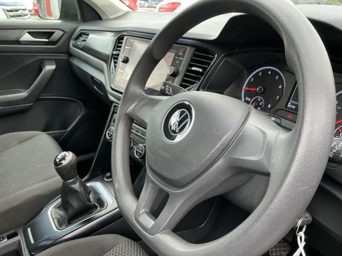 Volkswagen T-Roc 1.0 T-Roc S TSI 10