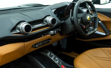 Ferrari 812 Superfast 13