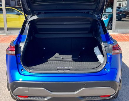 Nissan Qashqai 1.3 Qashqai N-Connecta DiG-T MHEV 5dr 63