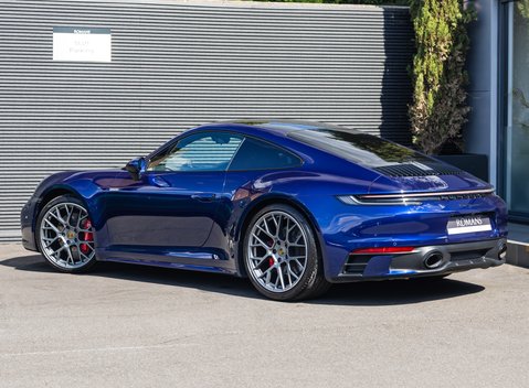 Porsche 911 Carrera S (992) 4