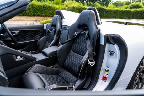 Jaguar F-Type PROJECT 7. 1 OF 250. LIGHTNING SILVER PAINTWORK. LOW MILEAGE. CERAMICS. 13