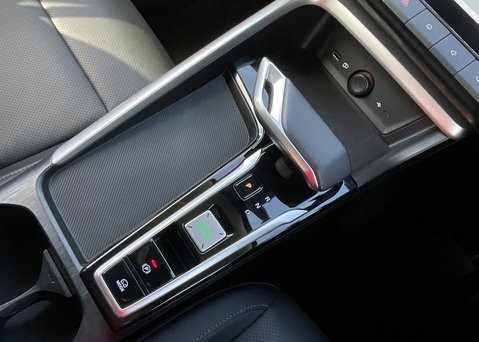 MG ZS 1.5 HYBRID+ TROPHY 20