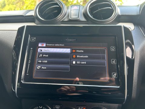 Suzuki Swift SZ-T DUALJET SHVS MHEV 25