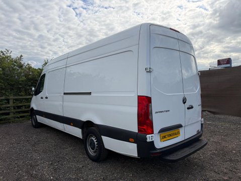 Mercedes-Benz Sprinter 2.0 315 CDI Progressive RWD L3 H2 Euro 6 (s/s) 5dr 6