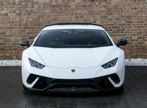 Lamborghini Huracan Performante 4