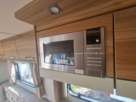 Elddis Majestic 140 17