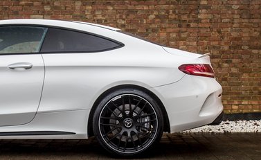 Mercedes-Benz C Class C63 Coupe 20