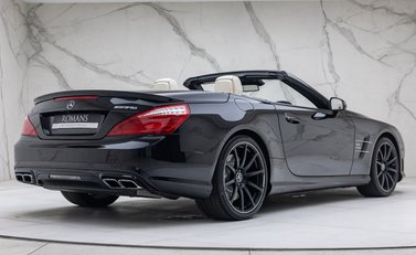 Mercedes-Benz SL Class SL63 AMG 8