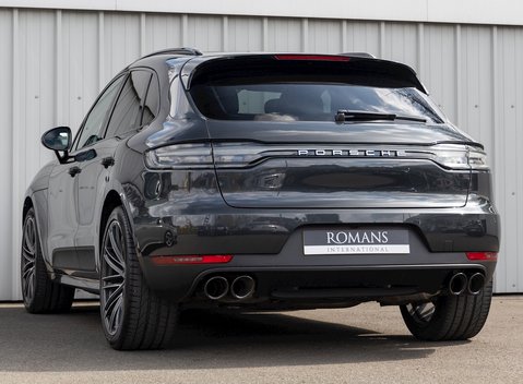 Porsche Macan S 3
