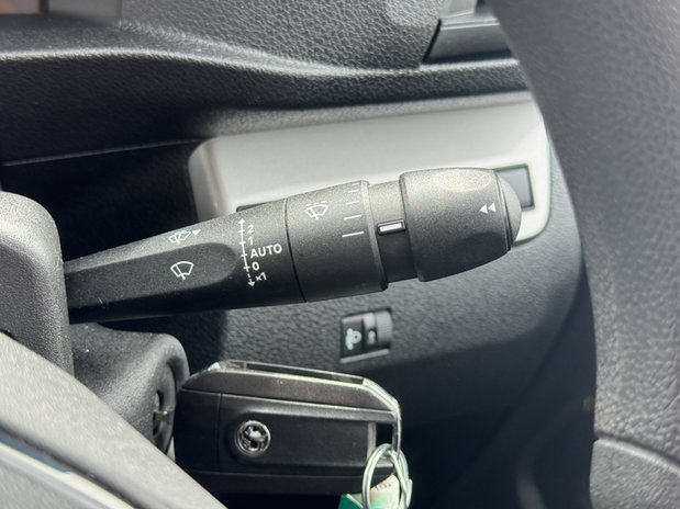 Vauxhall Vivaro LWB L2H1 Low Roof Prime Aircon Cruise Sensors Nav EURO 6 21