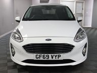 Ford Fiesta TITANIUM 9